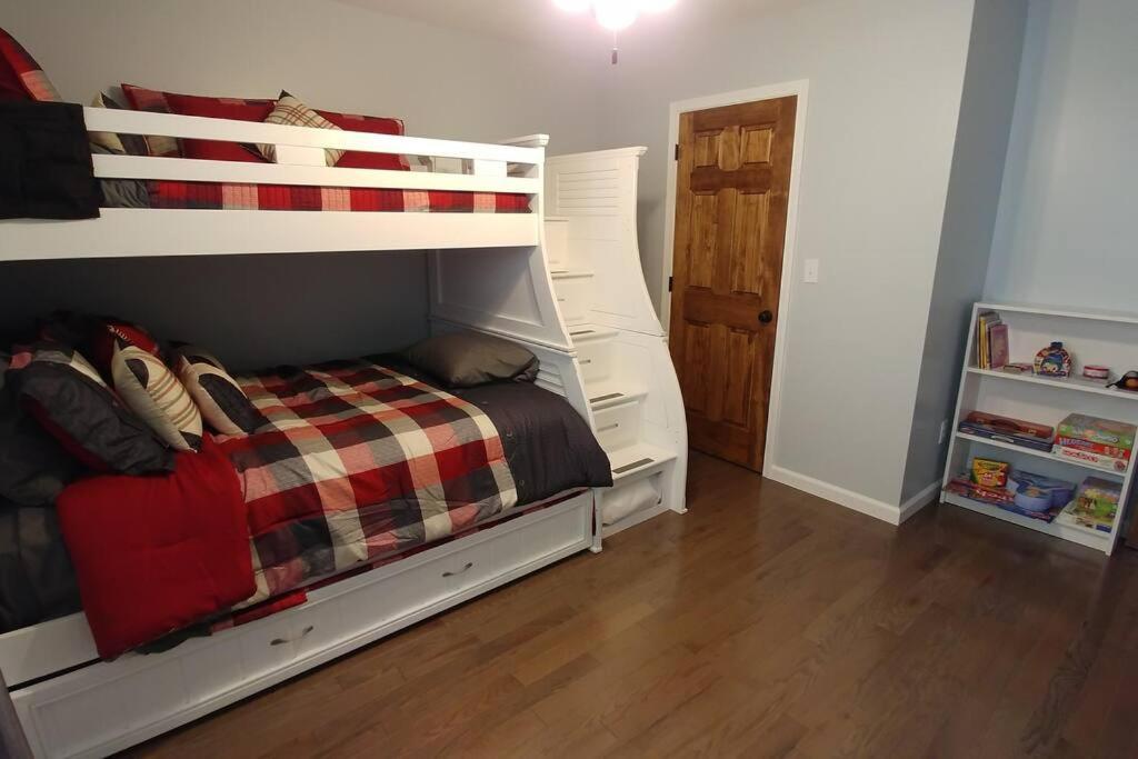 Peace Of Heaven ~ Modern Chic Cabin W/ Majestic Mountain Views Bryson City Esterno foto