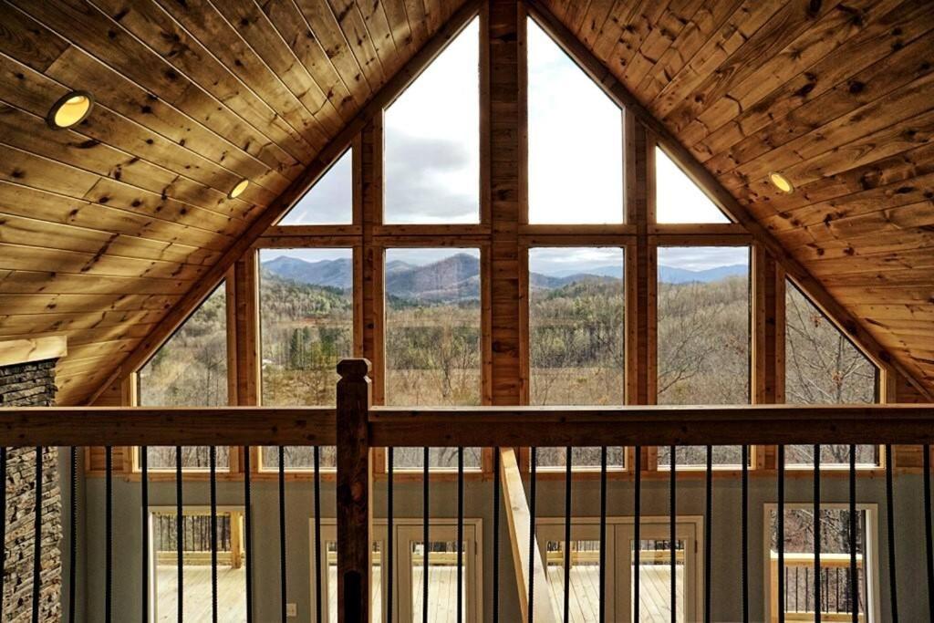 Peace Of Heaven ~ Modern Chic Cabin W/ Majestic Mountain Views Bryson City Esterno foto